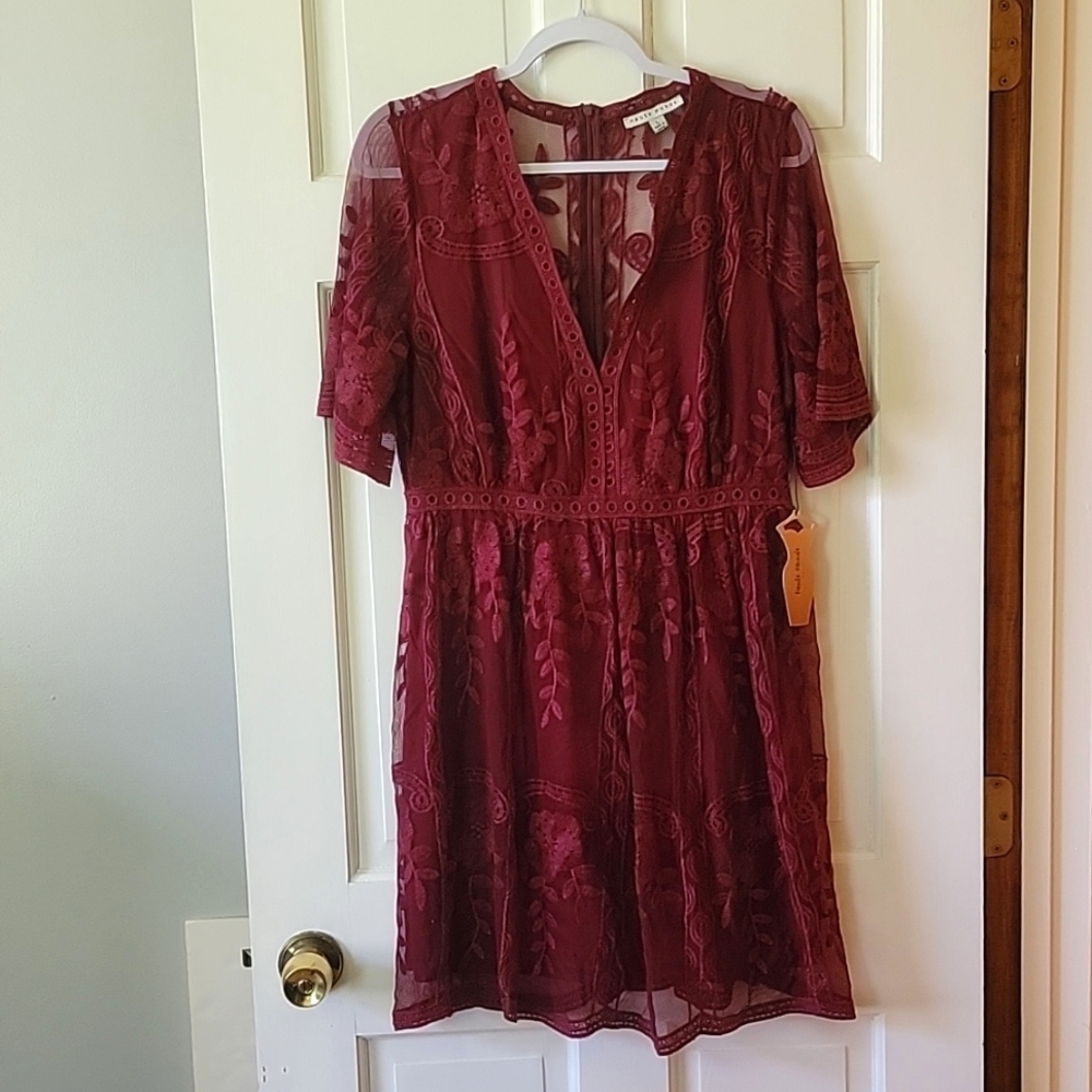NWT Haute Monde Wine Red Lace Dress in Size Large